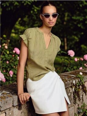 Anthropologie Pilcro linen Olive Green Ruffle Cap-Sleeve Split-Neck Blouse